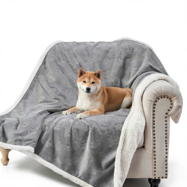 Pet Blanket Qeils Waterproof Sherpa Fleece Throw for Cats Grey 25x30-5