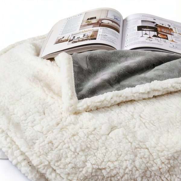 Pet Blanket Qeils Waterproof Sherpa Fleece Throw for Cats Grey 25x30-3